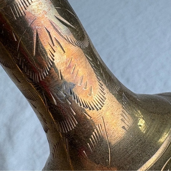 Vintage Solid Brass Teapot Genie Lamp Pitcher Made in India Ornate Etched Floral - Picture 13 of 17